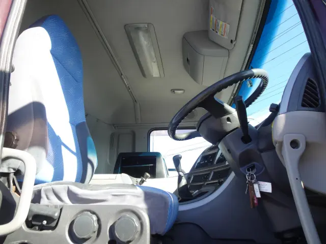 ＵＤ クオン ADG-CW2XL(6x4)の写真21