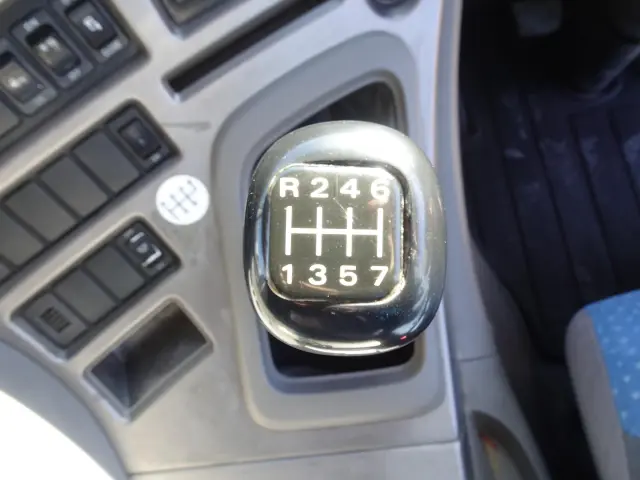 ＵＤ クオン ADG-CW2XL(6x4)の写真26