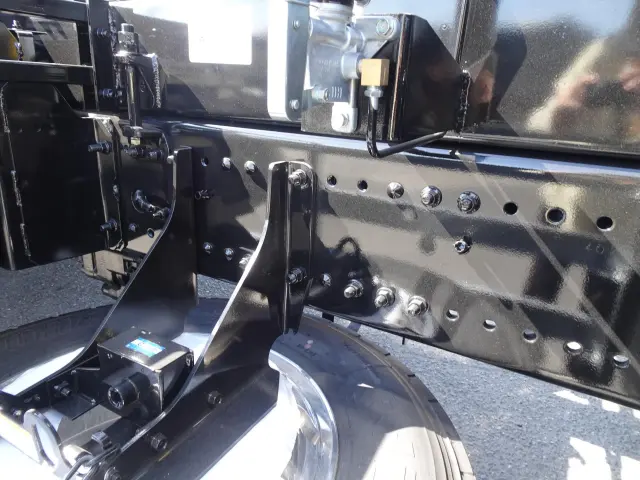 日野 プロフィア 2DG-FS1AJE(6x4)の写真14