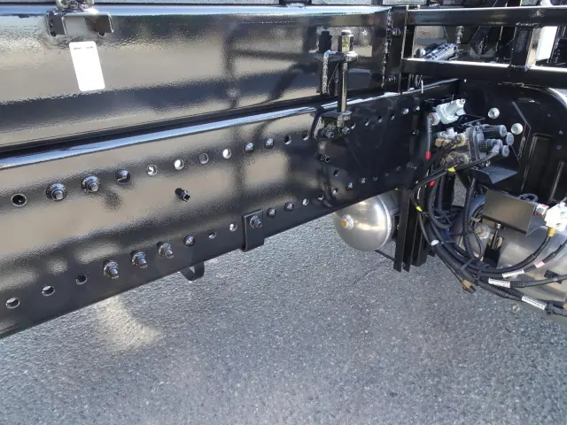 日野 プロフィア 2DG-FS1AJE(6x4)の写真15