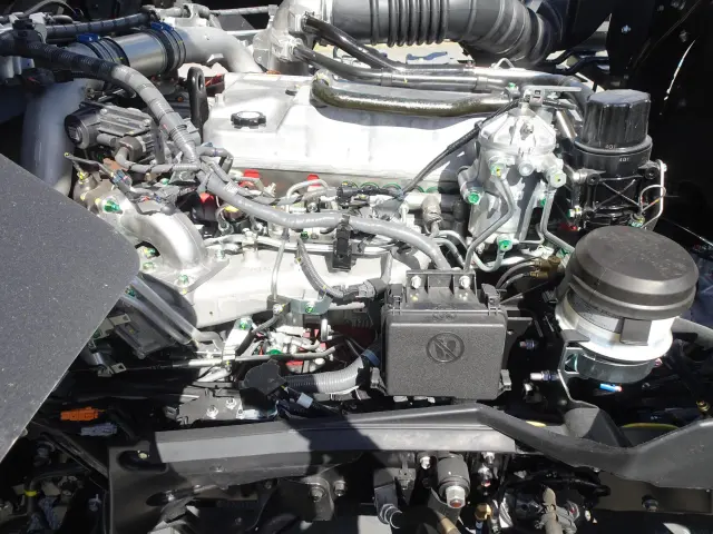 日野 プロフィア 2DG-FS1AJE(6x4)の写真18