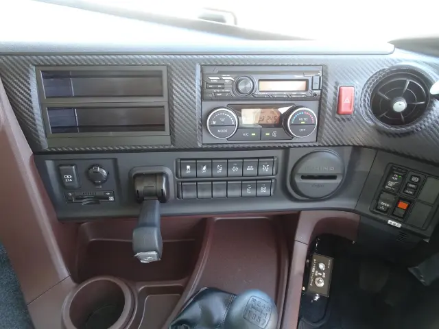 日野 プロフィア 2DG-FS1AJE(6x4)の写真23