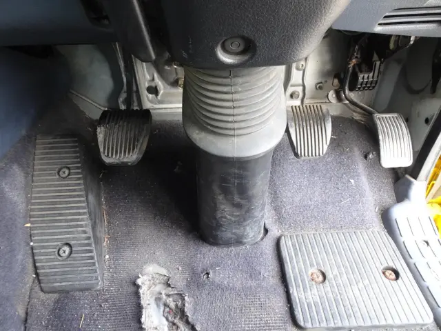 日野 レンジャー PK-FH2PGJA(2WD)の写真30