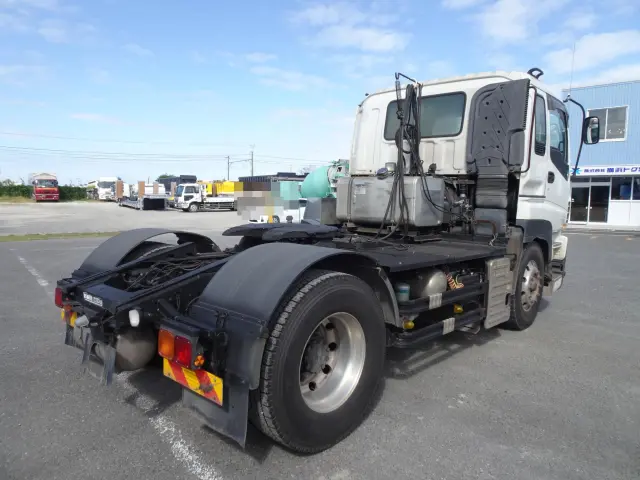 いすゞ ギガ LKG-EXD52AE(2WD)の写真4