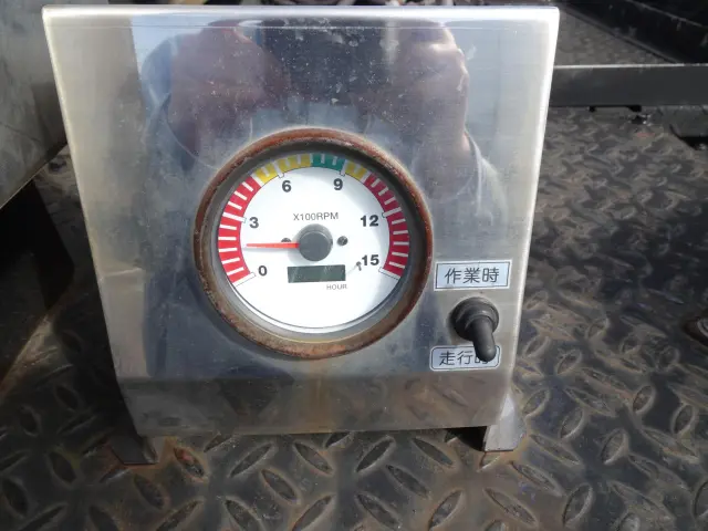 いすゞ ギガ LKG-EXD52AE(2WD)の写真10