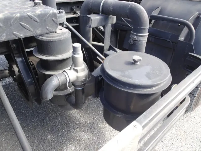 いすゞ ギガ LKG-EXD52AE(2WD)の写真11