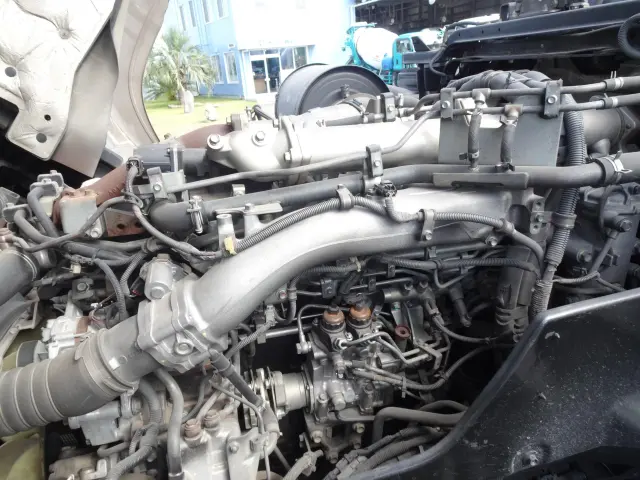 いすゞ ギガ LKG-EXD52AE(2WD)の写真20