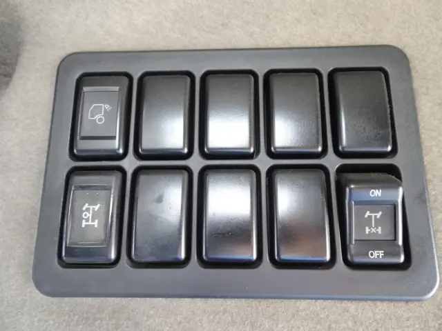 いすゞ ギガ LKG-EXD52AE(2WD)の写真24