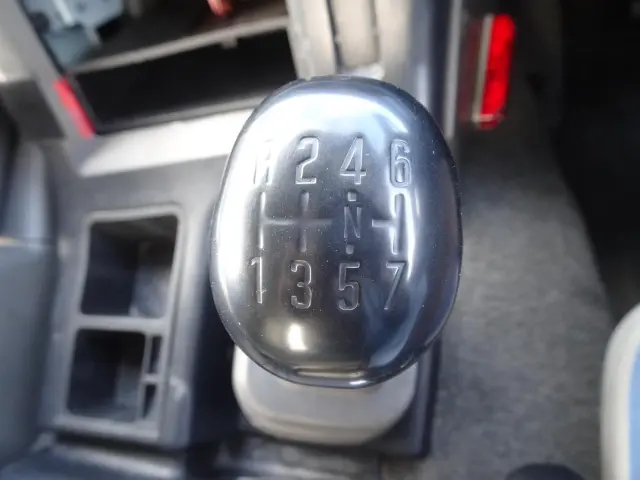 いすゞ ギガ LKG-EXD52AE(2WD)の写真27