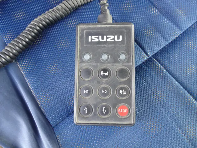 いすゞ ギガ LKG-EXD52AE(2WD)の写真28