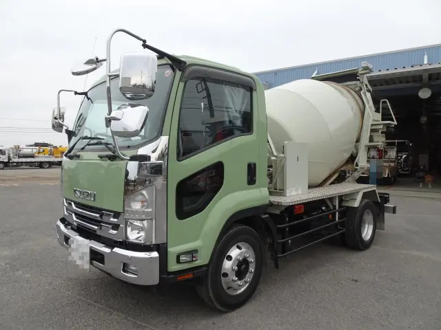 いすゞ フォワード LKG-FTR90S2(2WD)の写真1