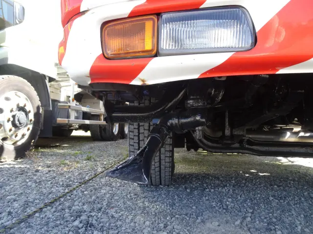 いすゞ ギガ PJ-CYZ51P6(6x4)の写真10