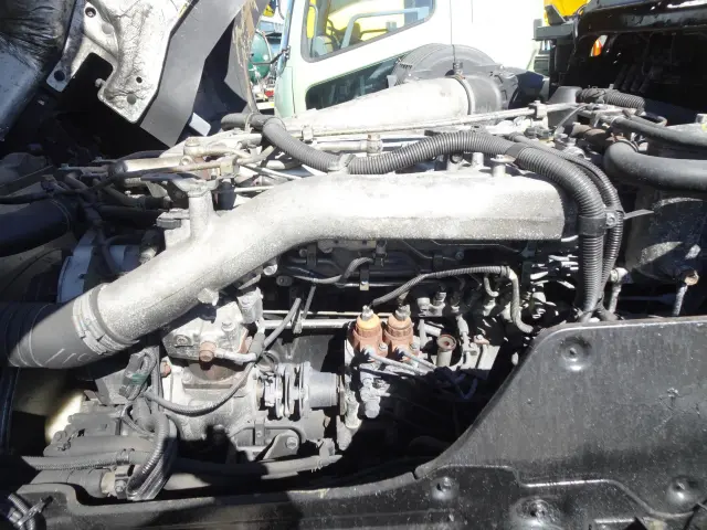 いすゞ ギガ PJ-CYZ51P6(6x4)の写真24