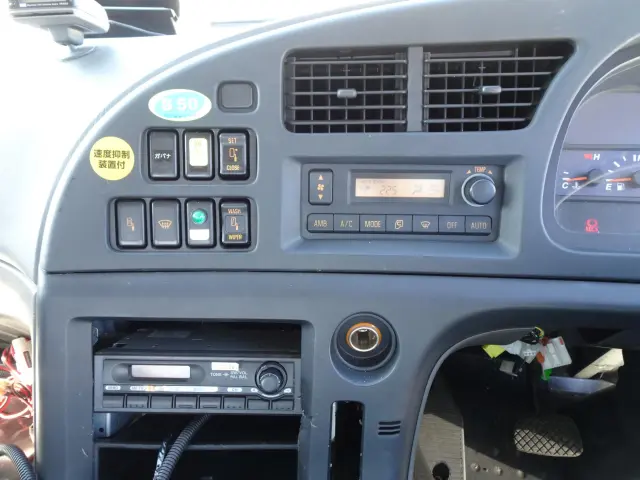 いすゞ ギガ PJ-CYZ51P6(6x4)の写真28