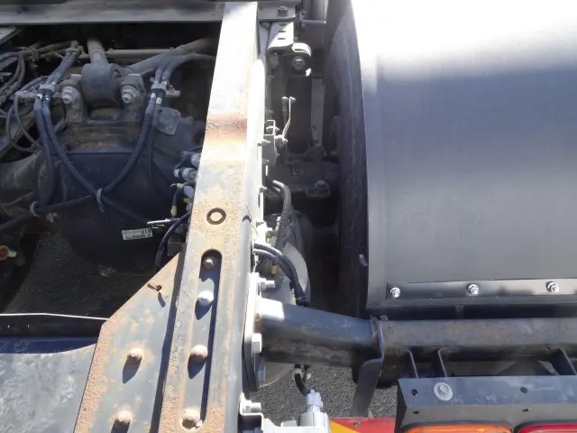 いすゞ ギガ QKG-EXD52BD(2WD)の写真12