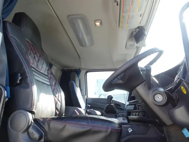 いすゞ ギガ QKG-EXD52BD(2WD)の写真18