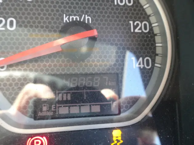 いすゞ ギガ QKG-EXD52BD(2WD)の写真20