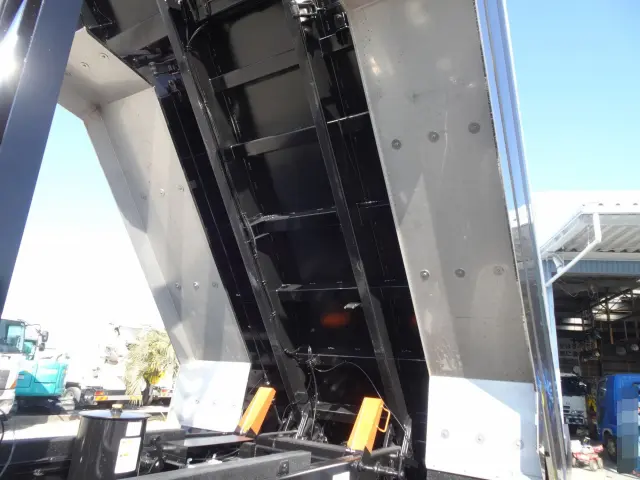 三菱 スーパーグレート 2PG-FV80VX(6x4)の写真7