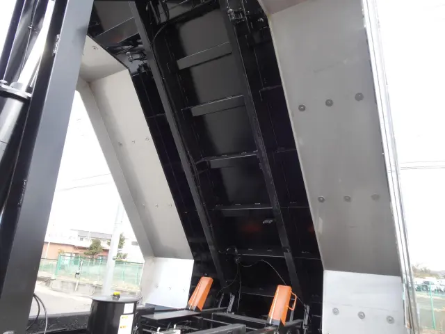 三菱 スーパーグレート 2PG-FV80VX(6x4)の写真7