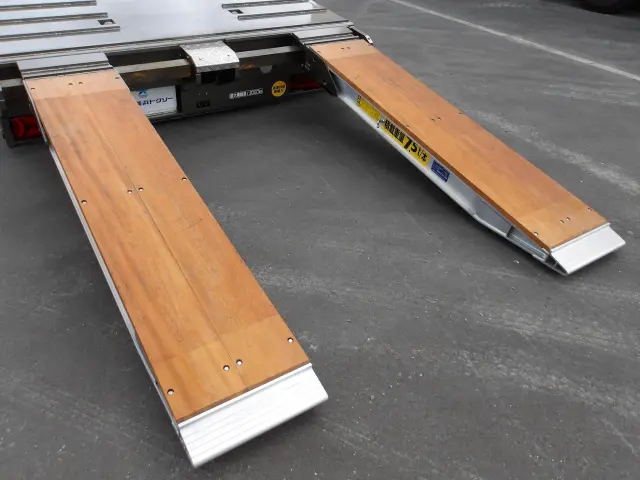 三菱 スーパーグレート 2PG-FS80VZ(8x4)の写真14