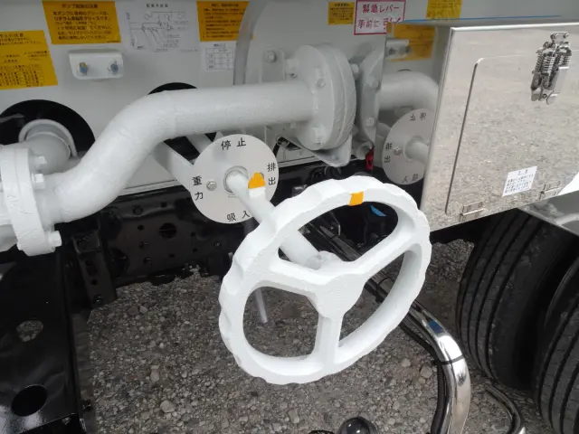 三菱 キャンター 2RG-FEAV0(2WD)の写真7