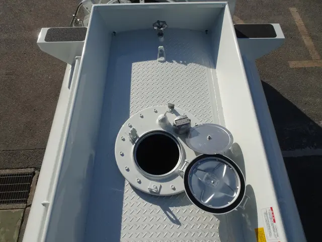 三菱 キャンター 2RG-FEAV0(2WD)の写真10