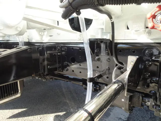 三菱 キャンター 2RG-FEAV0(2WD)の写真15