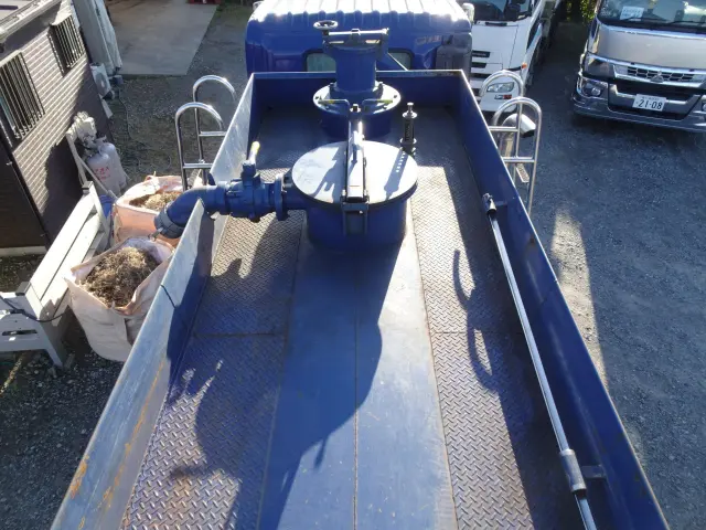 日野 プロフィア QPG-FR1APEA(6x2)の写真13