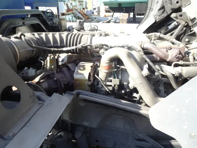 日野 プロフィア QPG-FR1APEA(6x2)の写真22