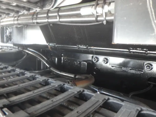 三菱 ファイター 2DG-FQ62F(6x4)の写真13