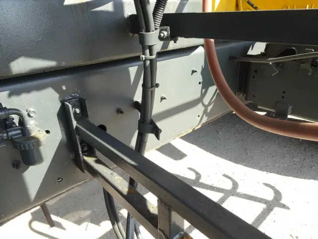 いすゞ ギガ PDG-CYZ77P8(6x4)の写真14