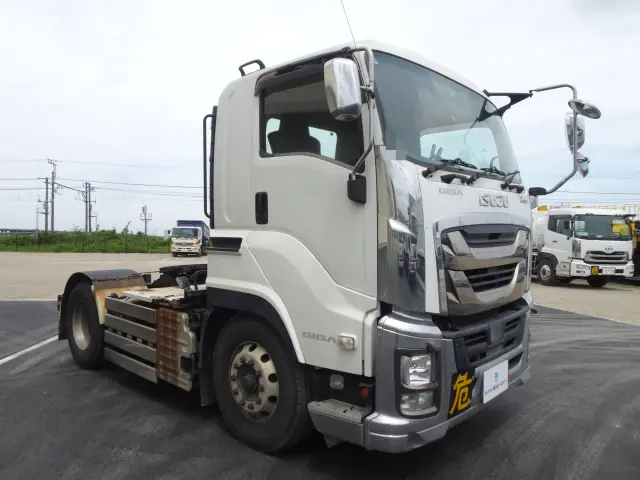 いすゞ ギガ QKG-EXD52BD(2WD)の写真3