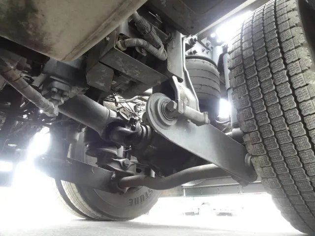 いすゞ ギガ QKG-EXD52BD(2WD)の写真14