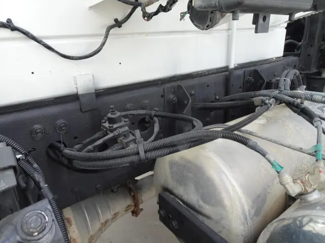 三菱 ファイター QDG-FQ62F(2WD)の写真15