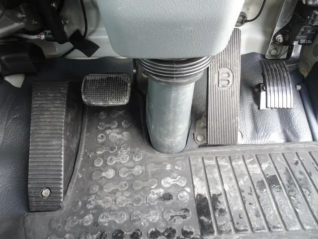 三菱 ファイター QDG-FQ62F(2WD)の写真28