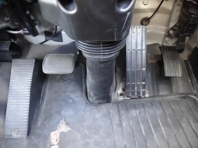 三菱 ファイター 2DG-FQ62F(6x4)の写真30