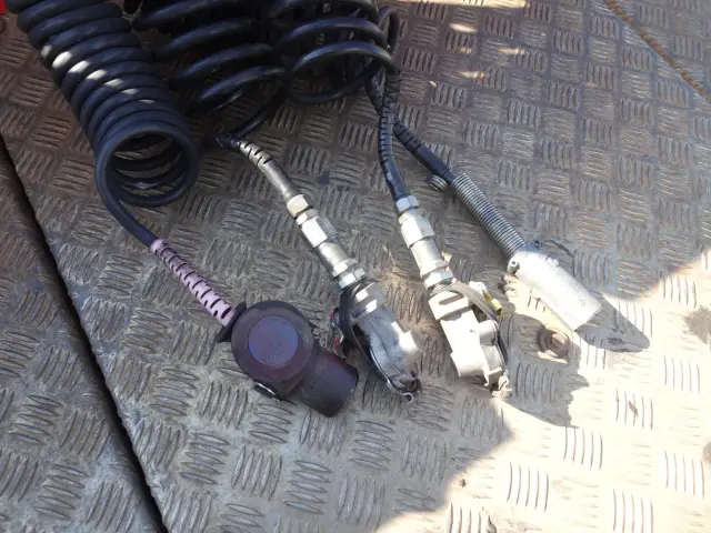 UD クオン 2PG-GK5AAB(2WD)の写真9