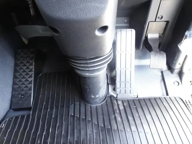 三菱 スーパーグレート 2PG-FV80VX(6x4)の写真25