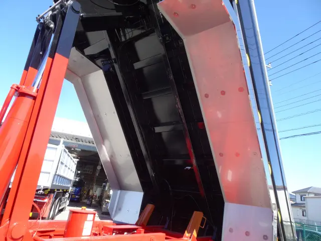 三菱 スーパーグレート 2PG-FV80VX(6x4)の写真7