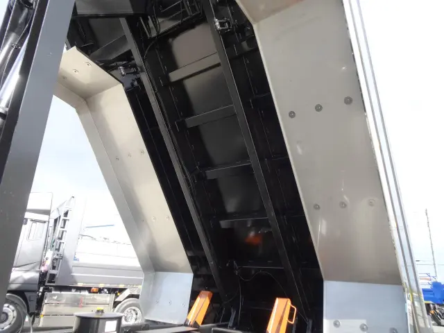 三菱 スーパーグレート 2PG-FV80VX(6x4)の写真7