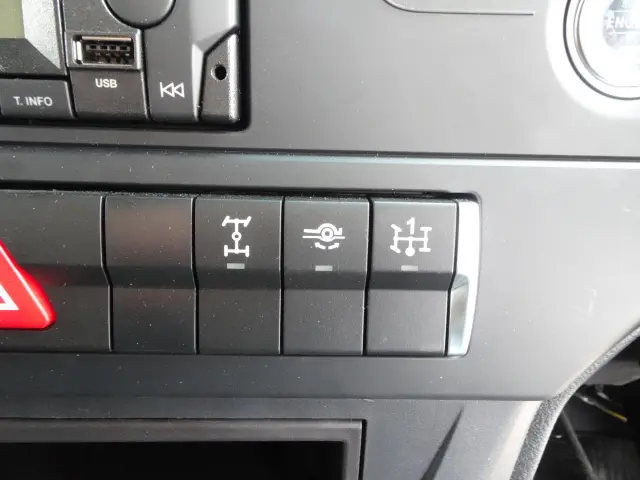 三菱 スーパーグレート 2PG-FV80VX(6x4)の写真21