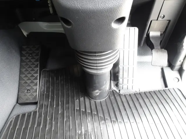 三菱 スーパーグレート 2PG-FV80VX(6x4)の写真25