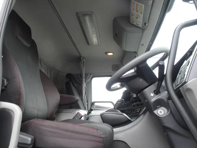 UD クオン 2PG-GK5AAB(2WD)の写真19