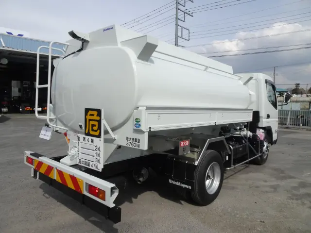 三菱 キャンター 2PG-FEB90(2WD)の写真4