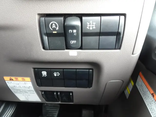 三菱 キャンター 2PG-FEB90(2WD)の写真23