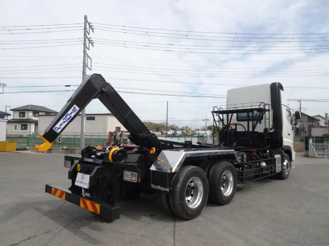 日野 プロフィア 2DG-FS1AJE(6x4)の写真5