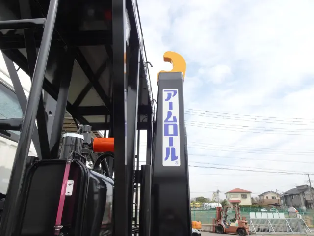 日野 プロフィア 2DG-FS1AJE(6x4)の写真13