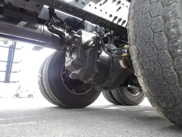 日野 プロフィア 2DG-FS1AJE(6x4)の写真16