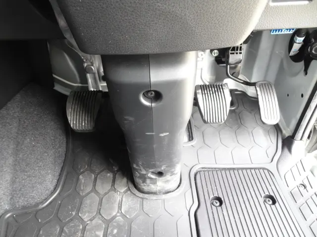 日野 プロフィア 2DG-FS1AJE(6x4)の写真26