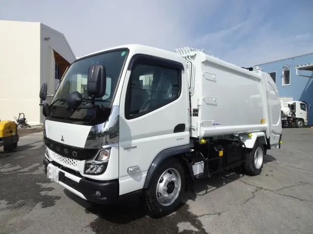 三菱 キャンター 2PG-FEA80(2WD)の写真1